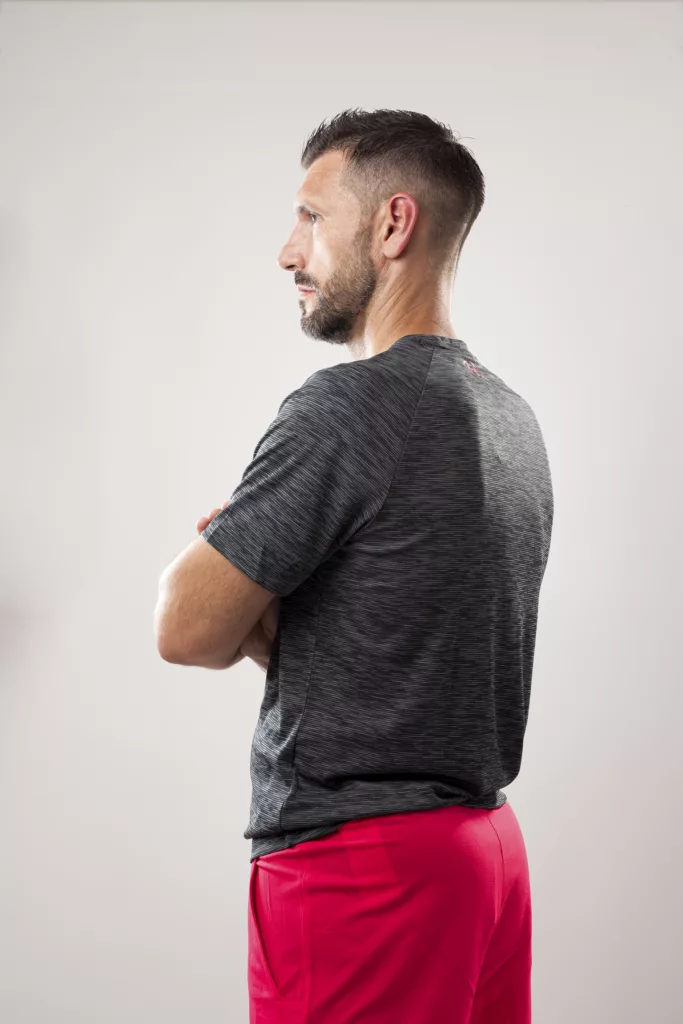 Portrait créatif homme studio – sport & lifestyle – Dany Salliot